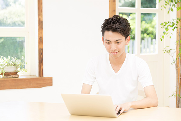 ホームページのメールフォームよりご相談